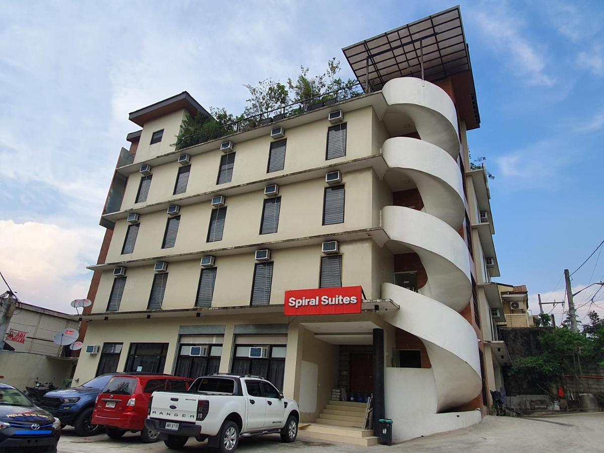 קואזון סיטי Spiral Suites Hotel מראה חיצוני תמונה