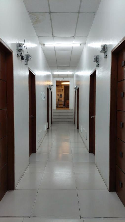 קואזון סיטי Spiral Suites Hotel מראה חיצוני תמונה