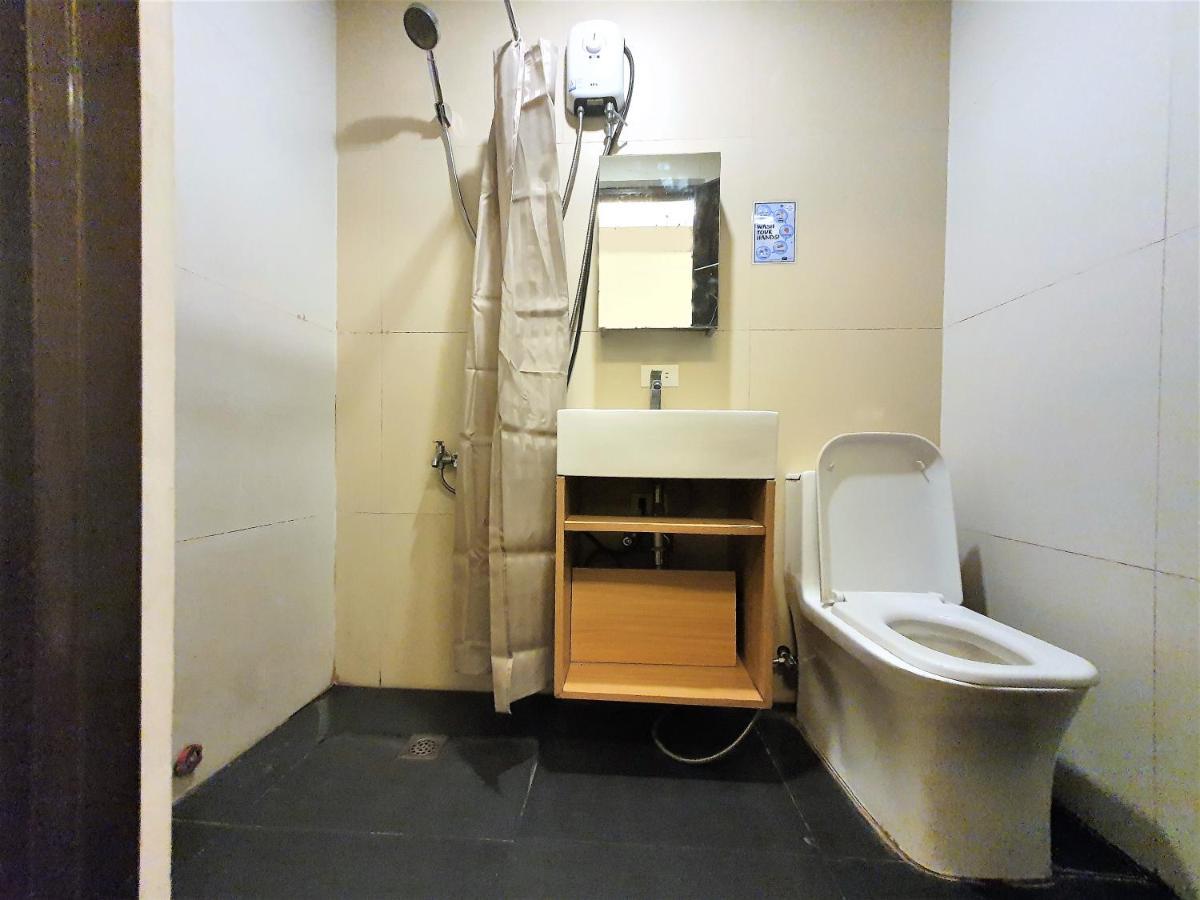 קואזון סיטי Spiral Suites Hotel מראה חיצוני תמונה