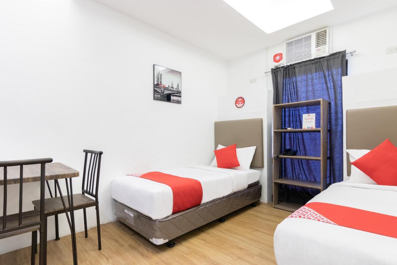 קואזון סיטי Spiral Suites Hotel מראה חיצוני תמונה